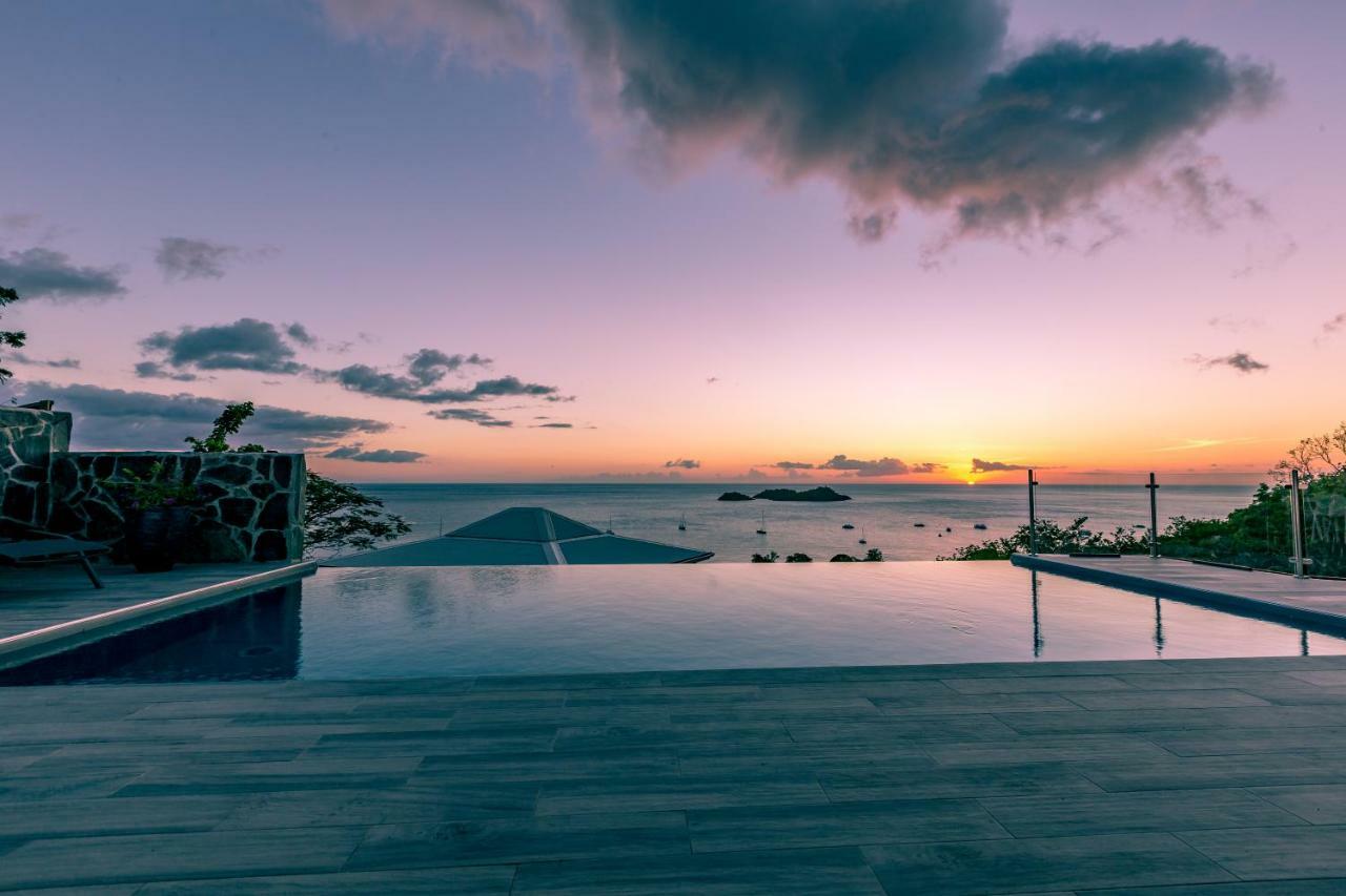 Sunset Palm - Villa Creole Avec Piscine Face Au Coucher De Soleil Et A La Reserve Cousteau Bouillante Zewnętrze zdjęcie